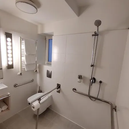 מלון Boreal Viento Norte 2*